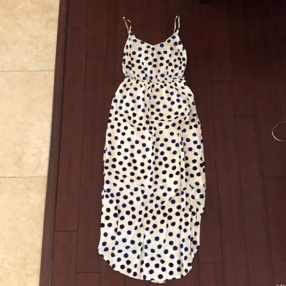 Old Navy Dresses & Skirts - Old navy XS strappy maxi dress, polka dots, petite